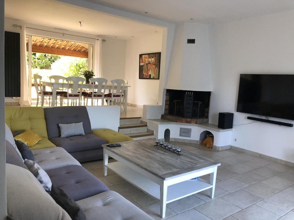 Villa Domaine Font Mourier Cogolin Luaran gambar